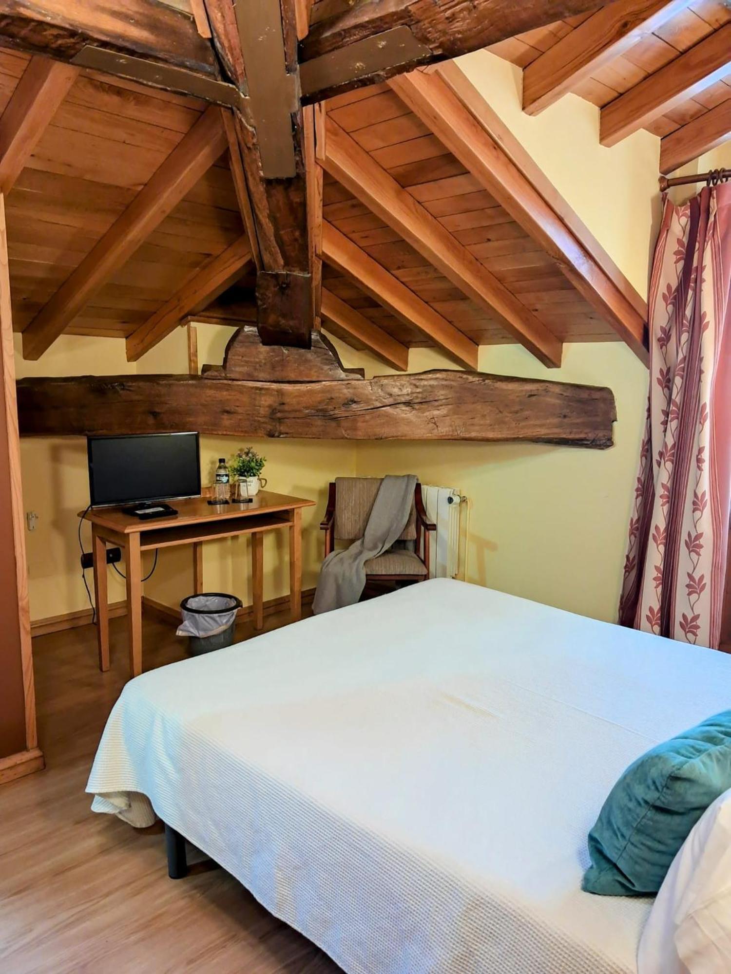 Hotel San Roque Рейноса Экстерьер фото