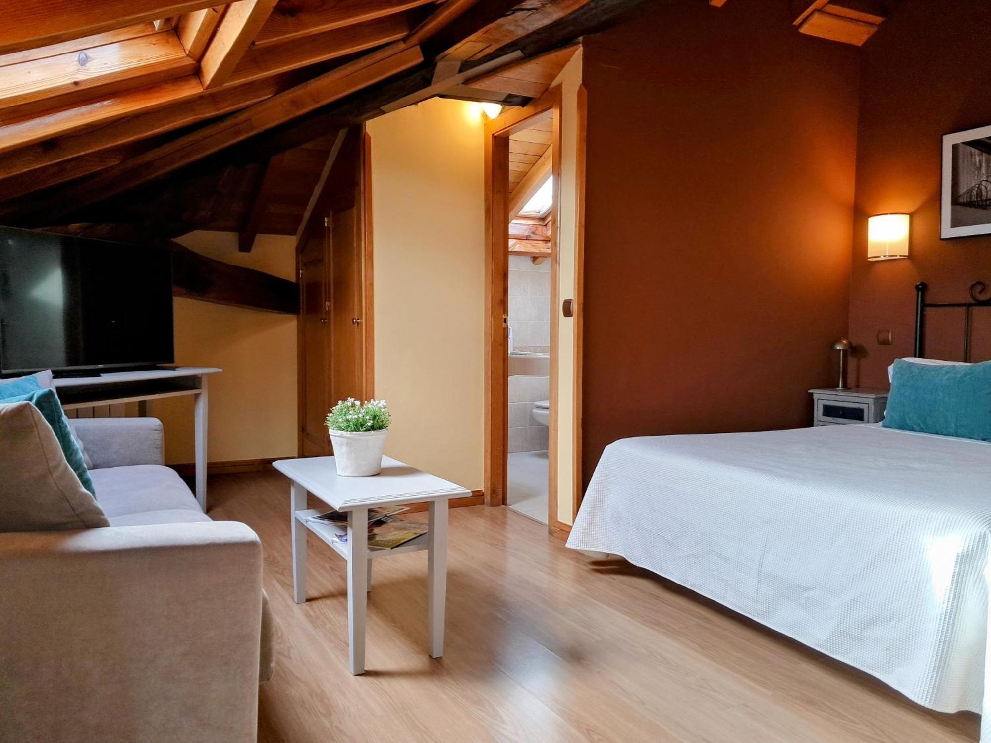 Hotel San Roque Рейноса Экстерьер фото